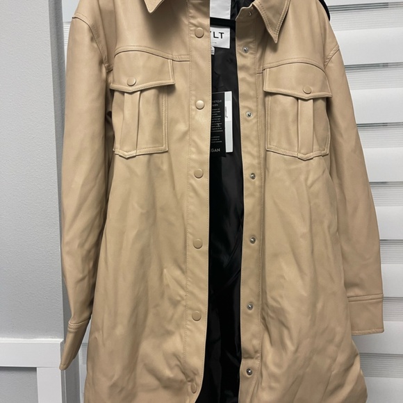 NWT NVLT Vegan Leather Belted Shacket Jacket Color Latte Long Line Size M&L - Picture 9 of 9